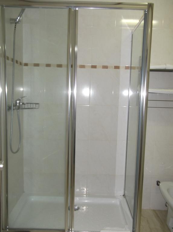 Hotel Avenida Sao Tome Oda fotoğraf